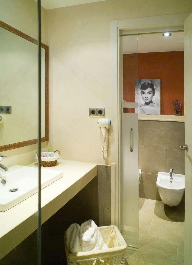 Hotel Calabria La Garriga Kültér fotó