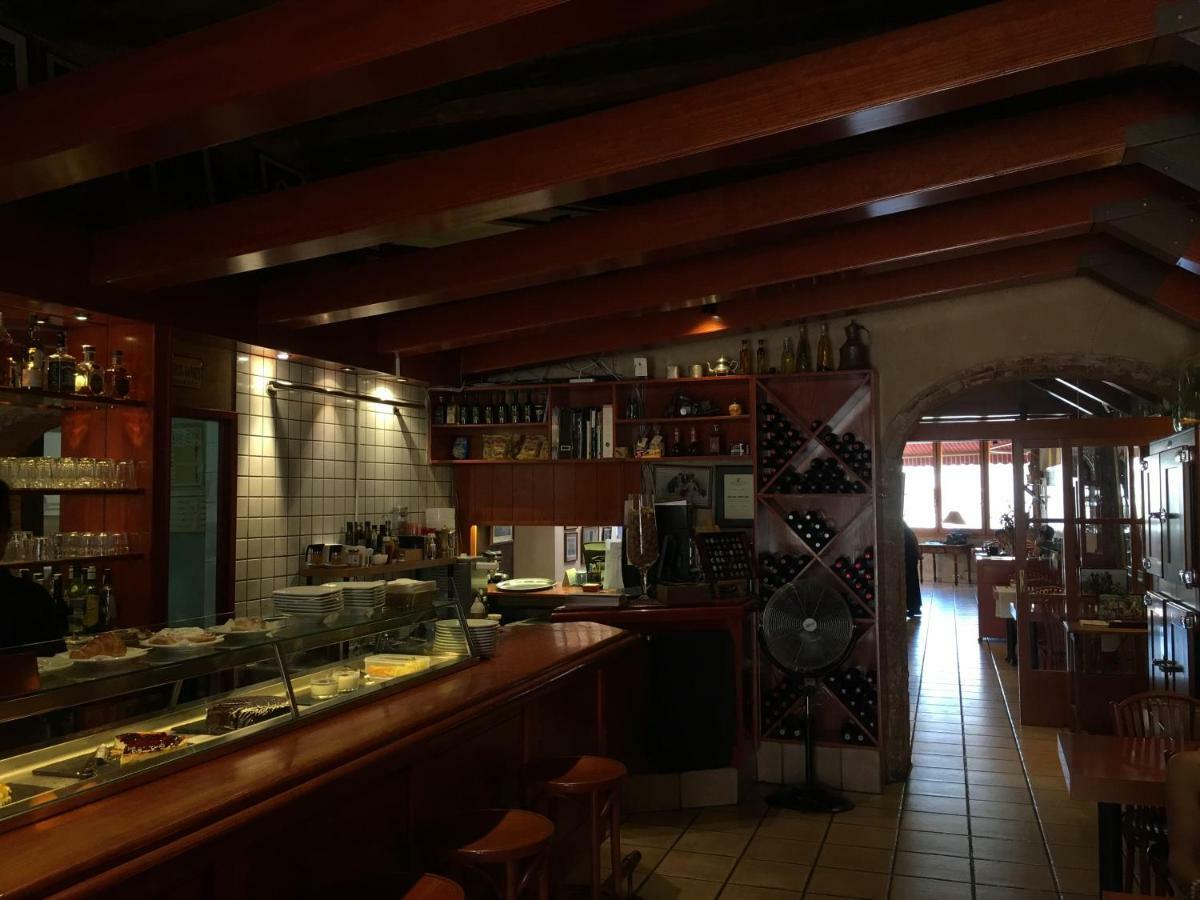 Hotel Calabria La Garriga Kültér fotó