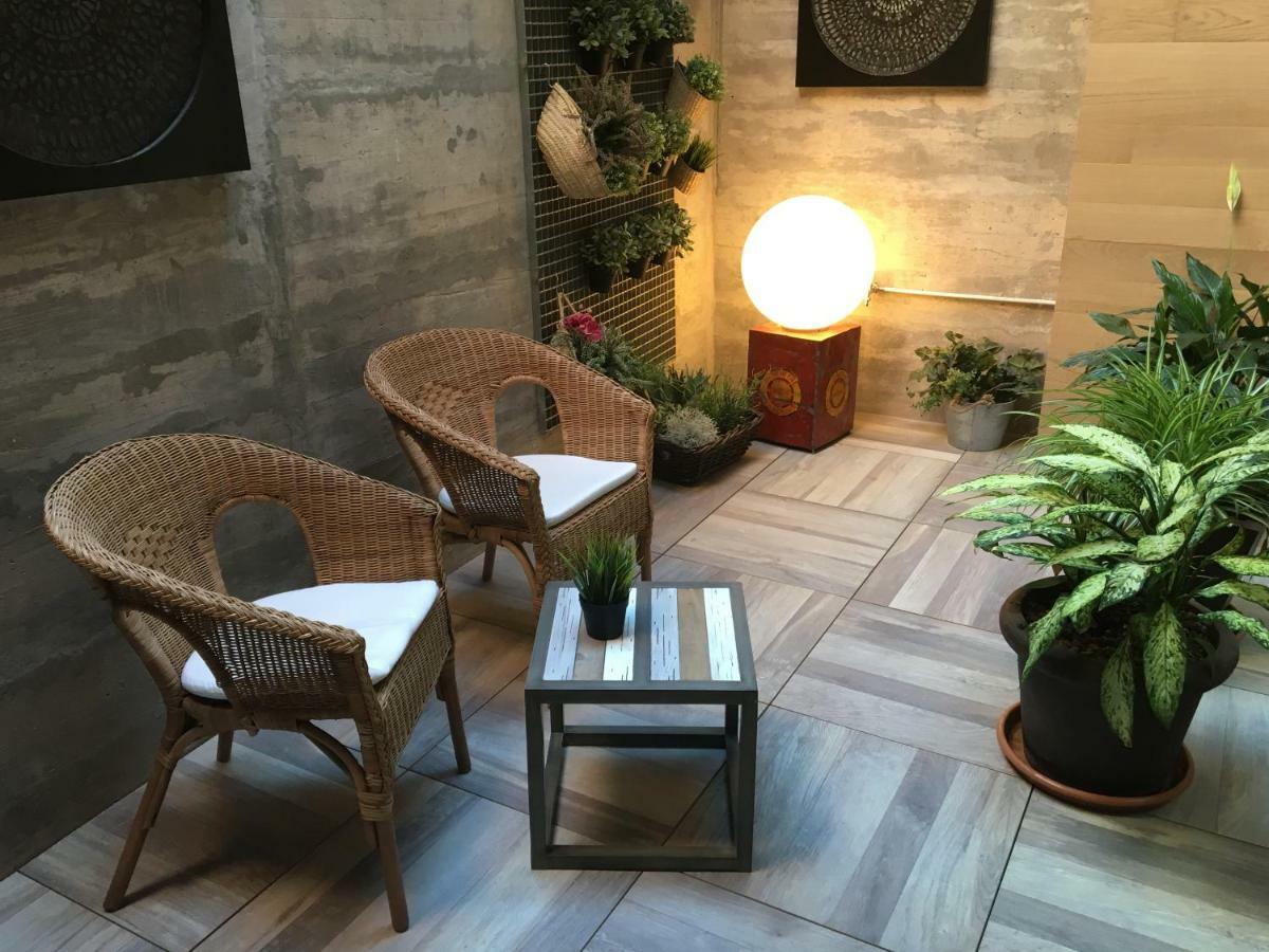 Hotel Calabria La Garriga Kültér fotó
