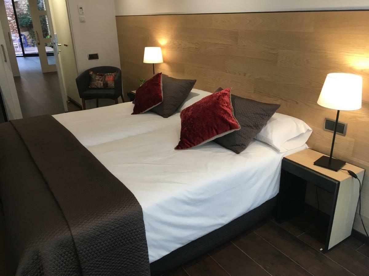 Hotel Calabria La Garriga Kültér fotó