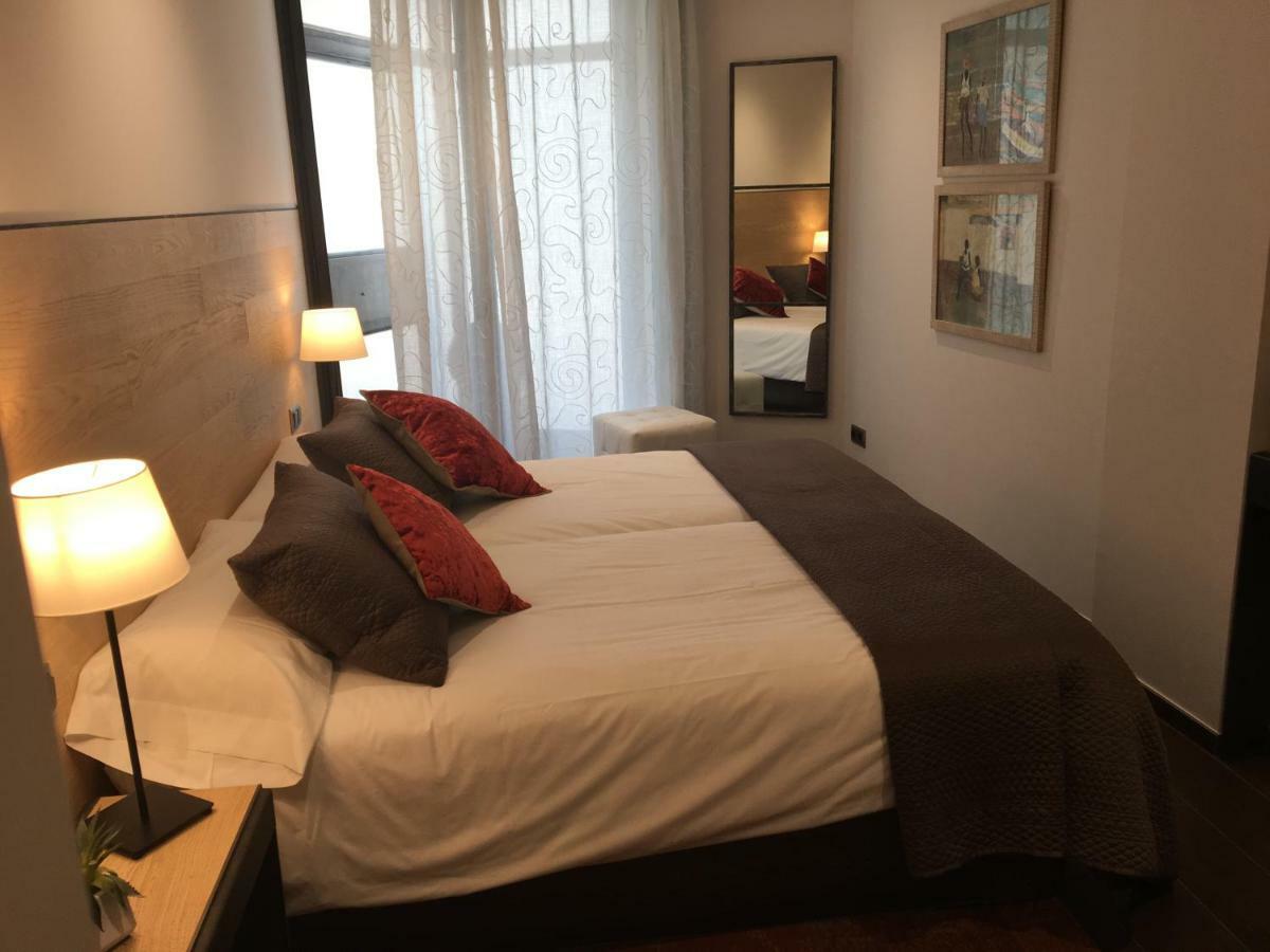 Hotel Calabria La Garriga Kültér fotó