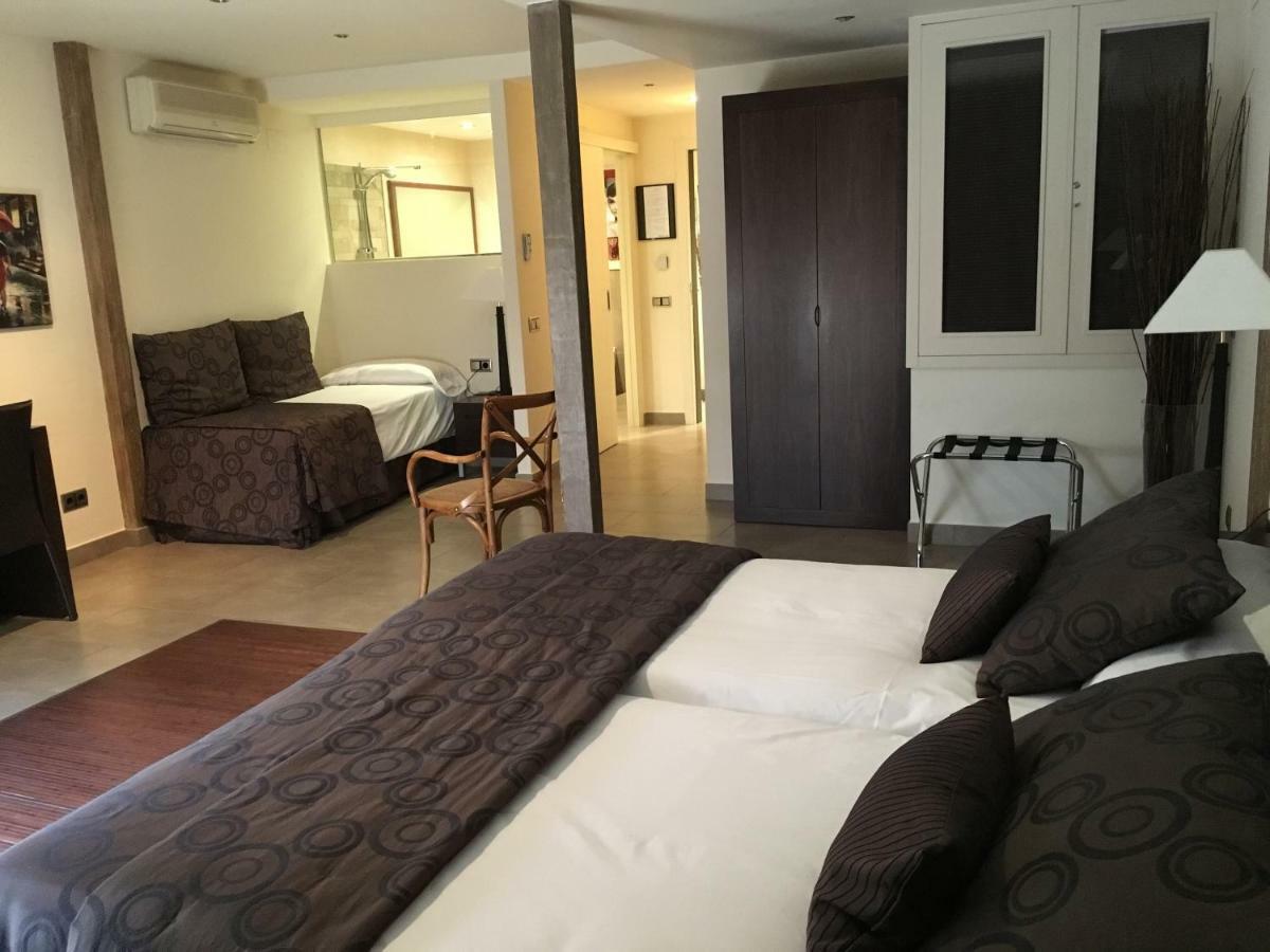 Hotel Calabria La Garriga Kültér fotó