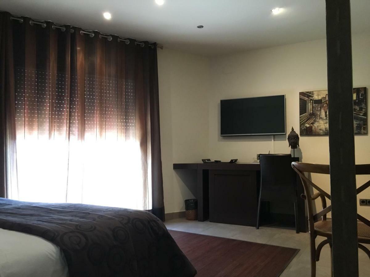 Hotel Calabria La Garriga Kültér fotó